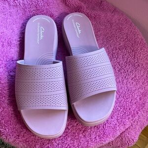 Clarks Women's Lavender Slide Sandals